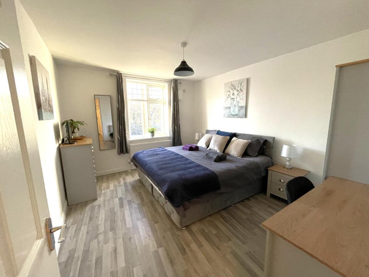 Supreme - 1 Bedroom Apart Sleeps 4 Short/Long Stay Джиллингем Экстерьер фото